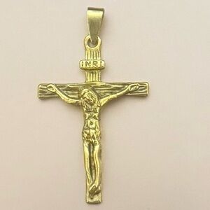 Gold Tone Crucifix Pendant